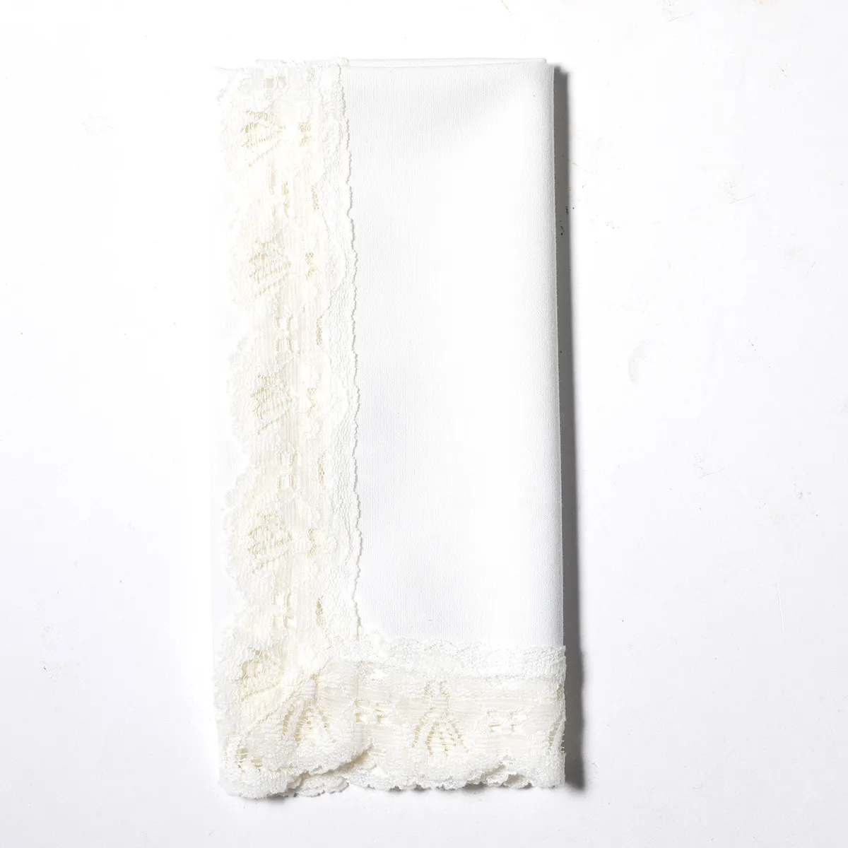 Vintage Cotton White Dinner Napkins with Delicate Lace along the border