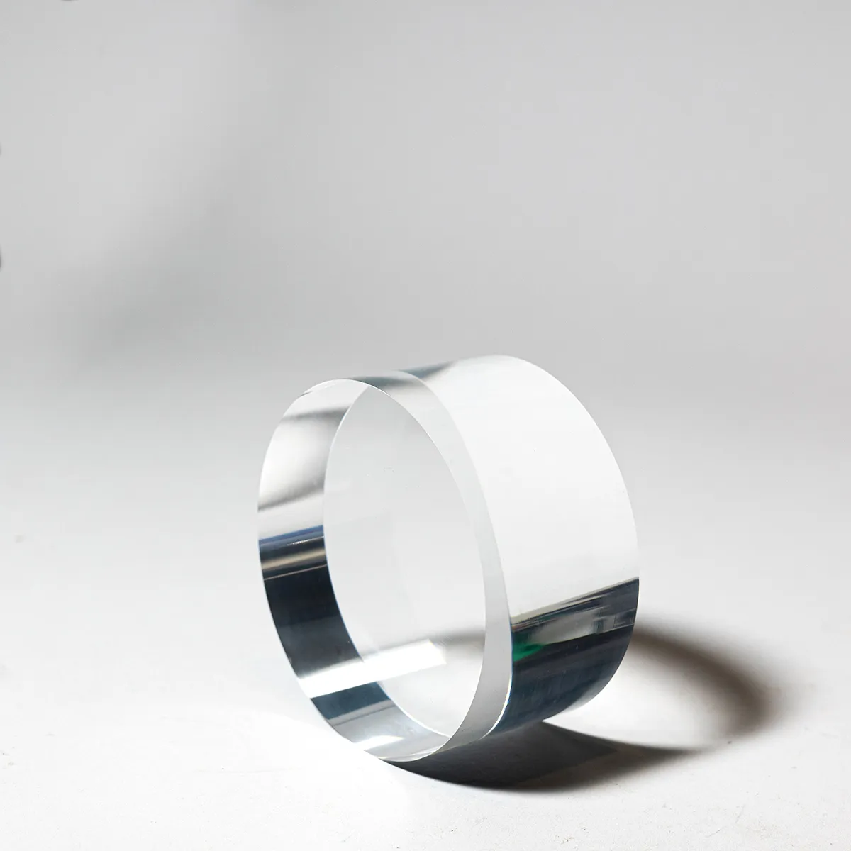 Riser: Clear Acrylic Short Cylinder