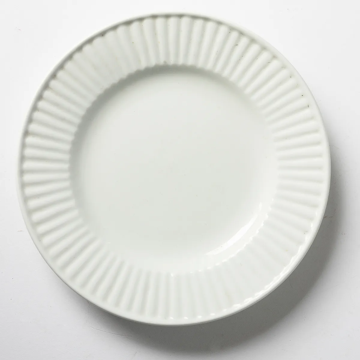 Gibson Claremont White Salad Plate Textured Ribbed Around the Border