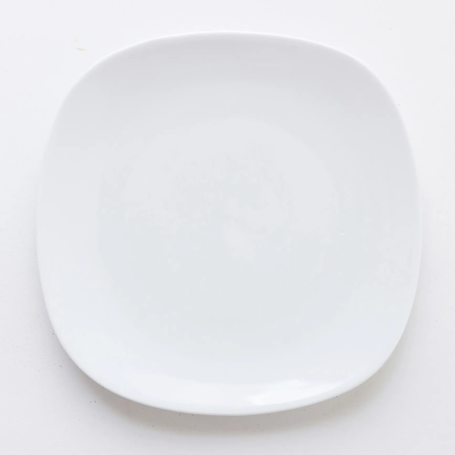 White Rounded Square Dinner Plate - 7"