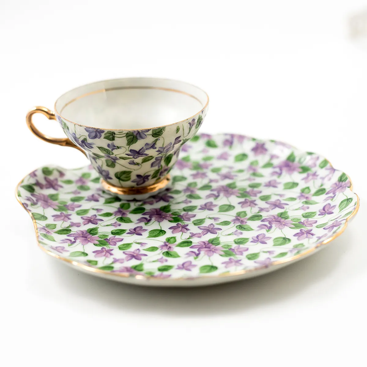 Napco Vintage Purple Violets Snack Set Cup And Plate Hand Painted - 8" x 2.5"