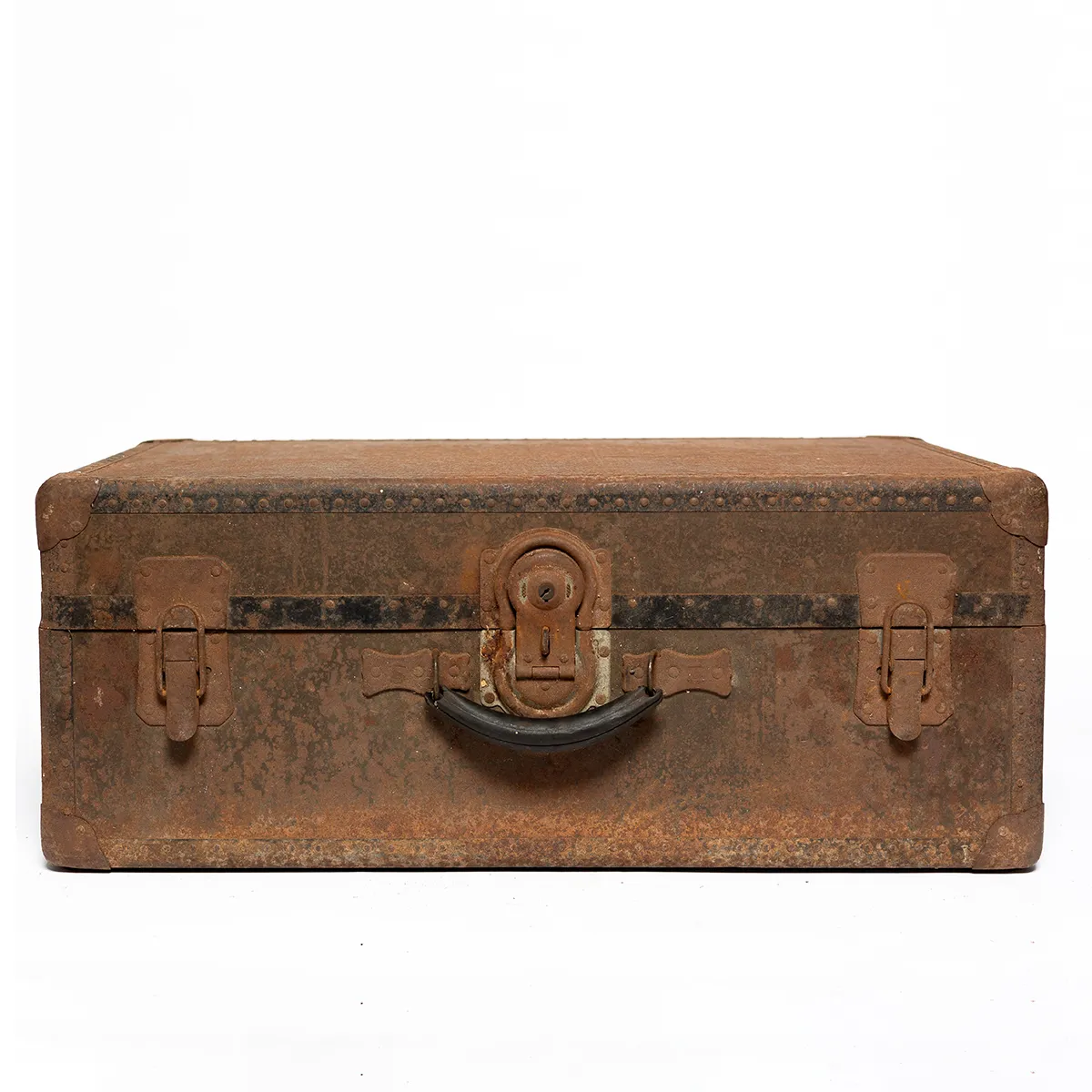 Rusted Barge Case. Vintage Steam Trunk. Samson Looks like it was revovered from a ship wreck