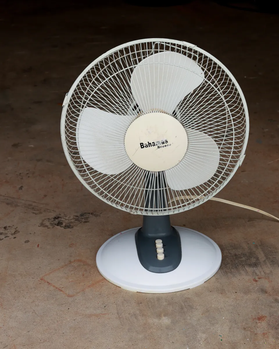 Bahamas Breeze White Table Fan Electric