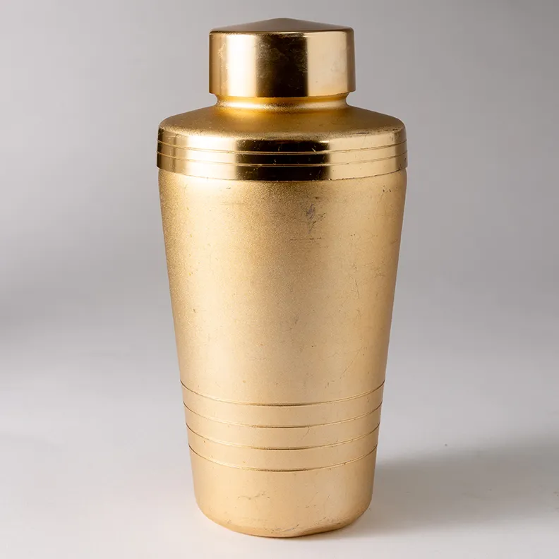 Wide Rose Gold Mirro Cocktail shaker - 8.5" x 4.25"