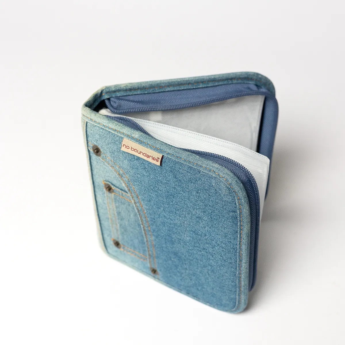 Vintage Technology Music, CD / DVD Case Booklet, Blue Denim with working pocket. Zip Closure holds 24 disks