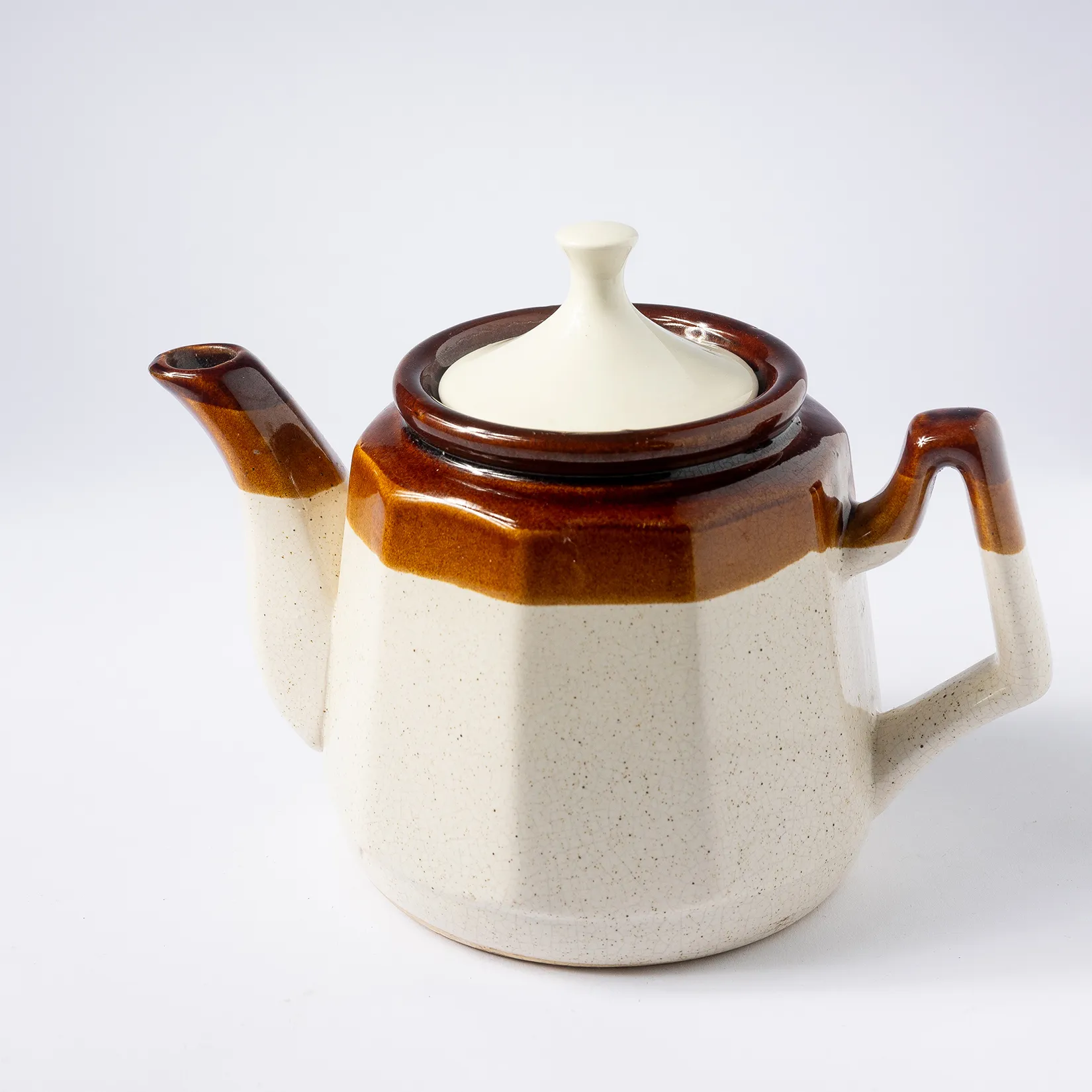 Tea Kettle Cream Base and ombre brown at the top 1/4 - 6" x 8"