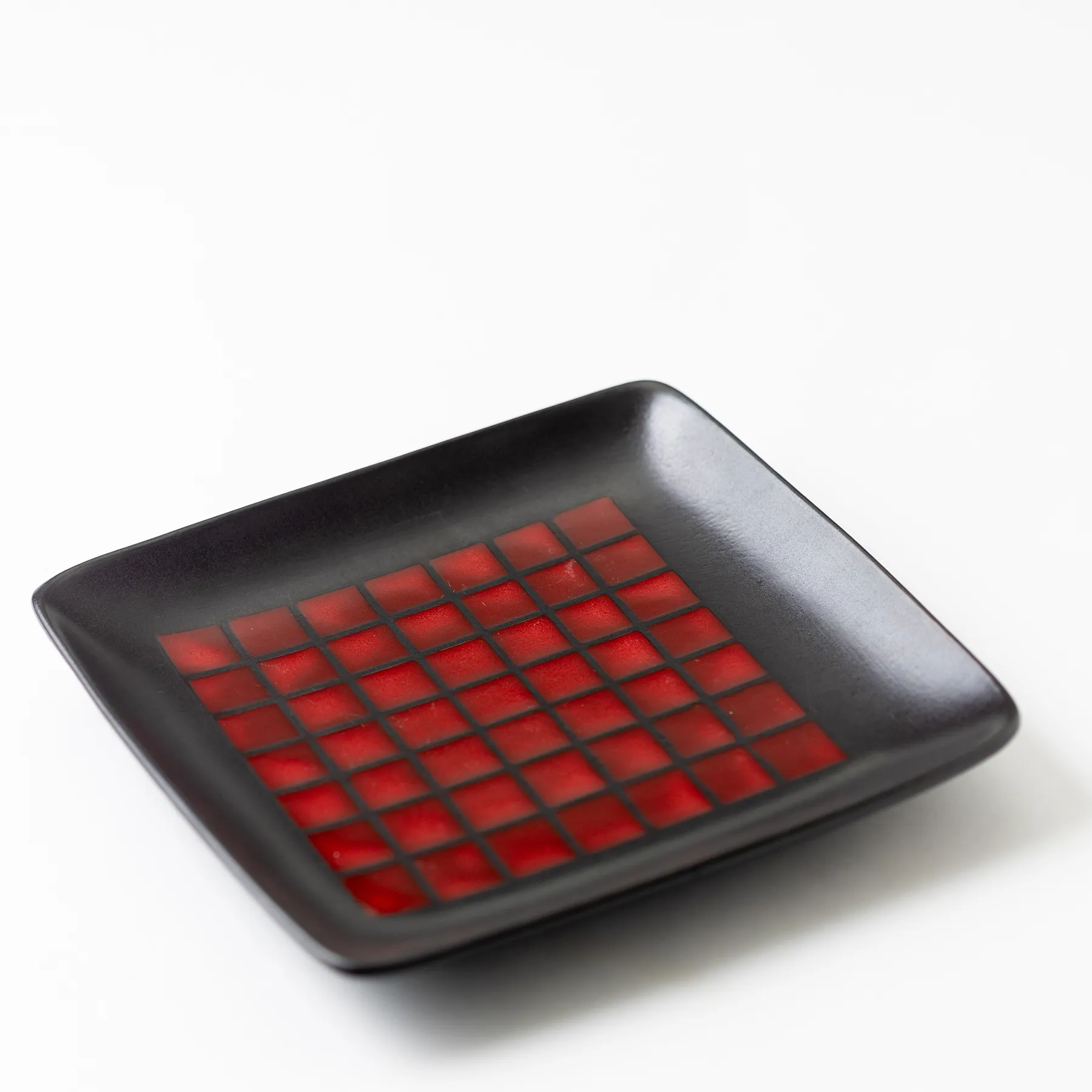 Red Blocks on Black Coupe Plates - 7.75" x 1.25"