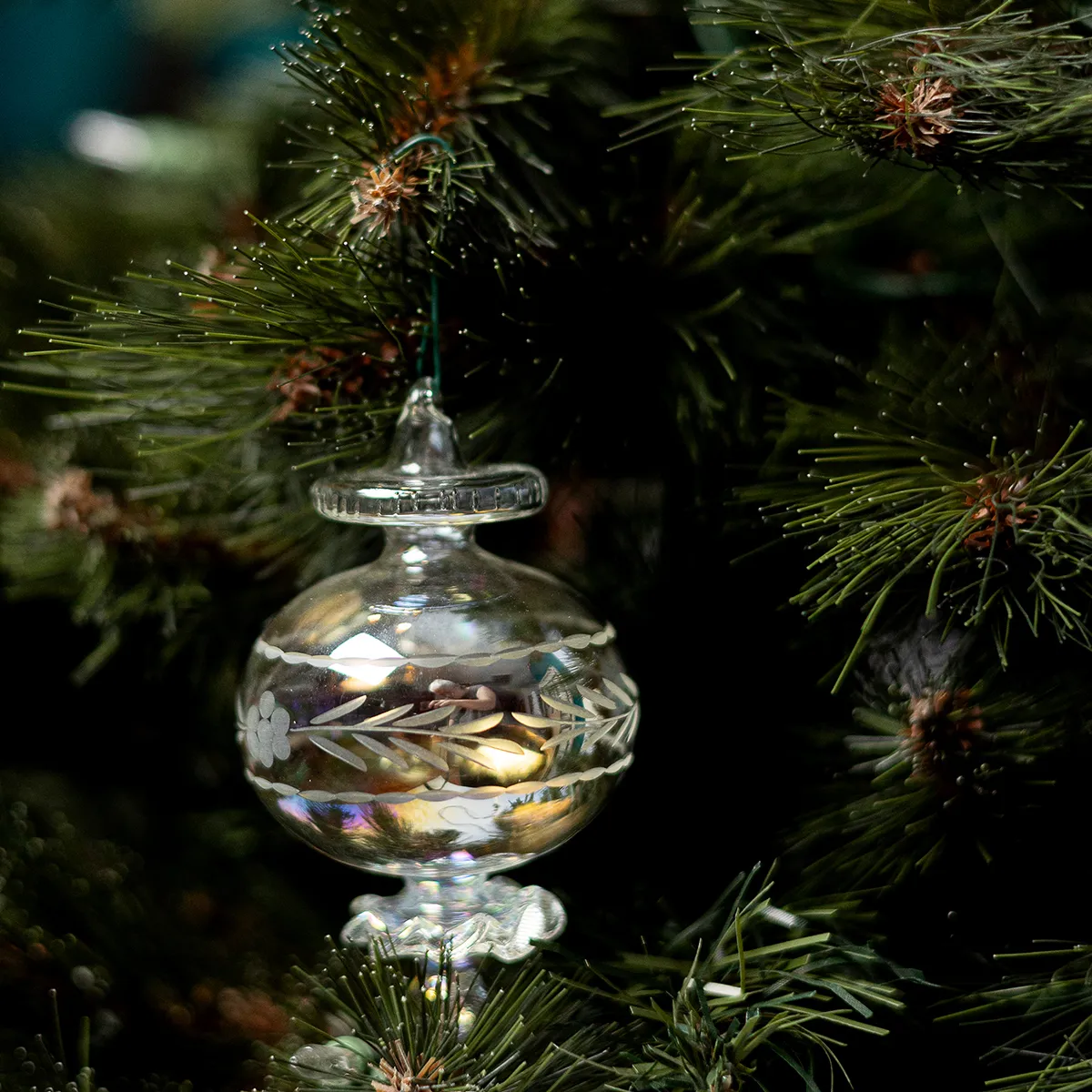 Clear Hand Blown Glass Etched Holly and Wreath Christmas Tree Bulb Ornament