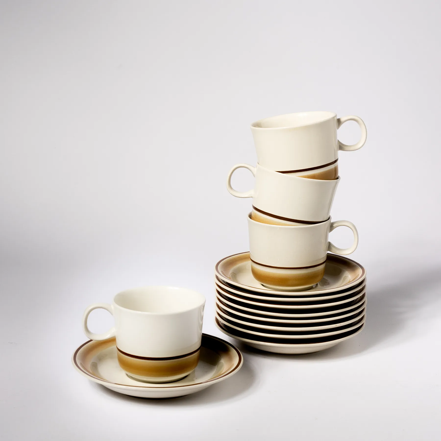 Hearthside Stoneware Hand Painted Light brown coffee mug/cup - 3" x 3.25"