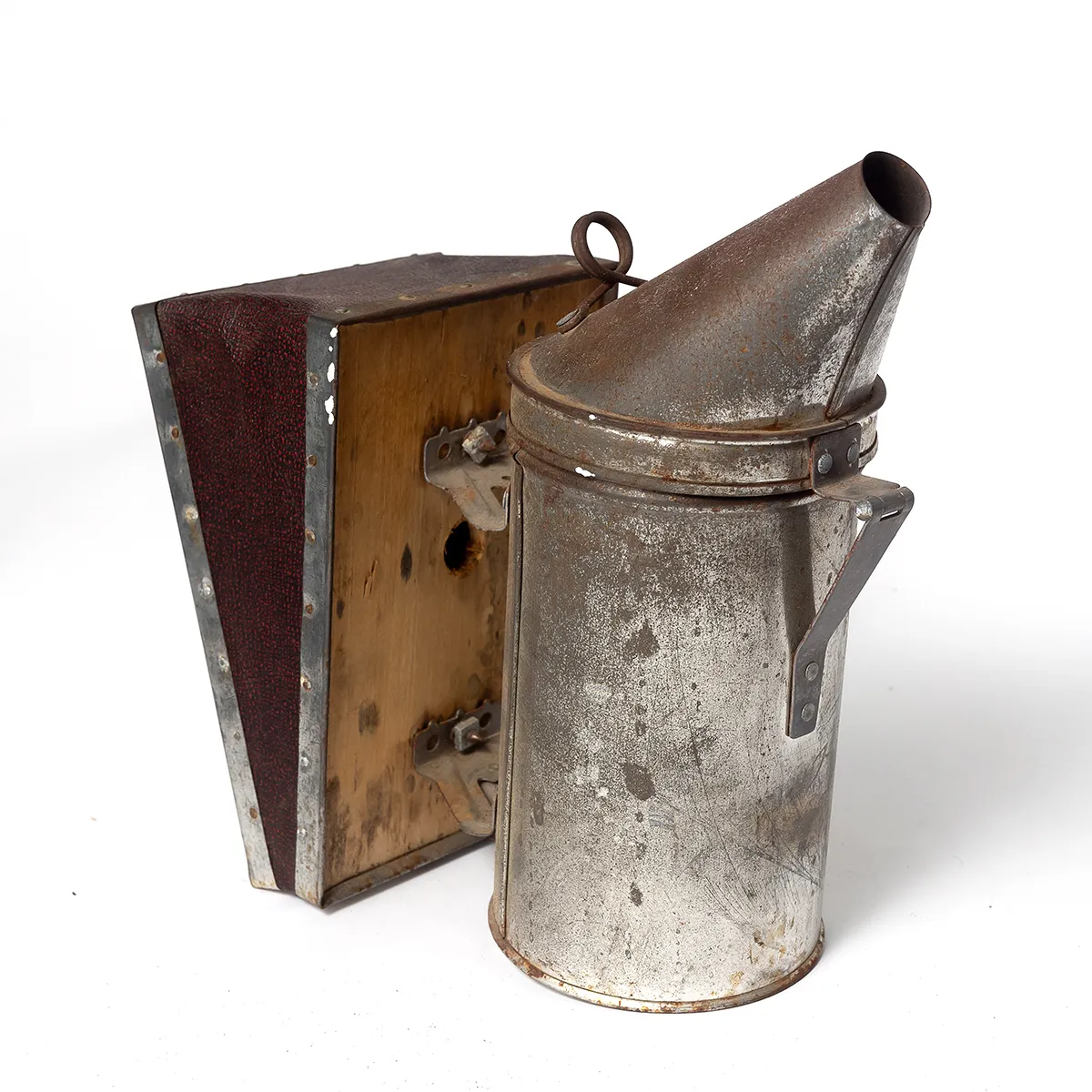 Woodman Bee Smoker - 10" x 10"