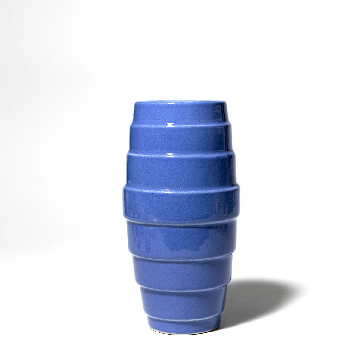 Periwinkle Narrow Ceramic Flower Case with Angular Embossed Stripes around the outside