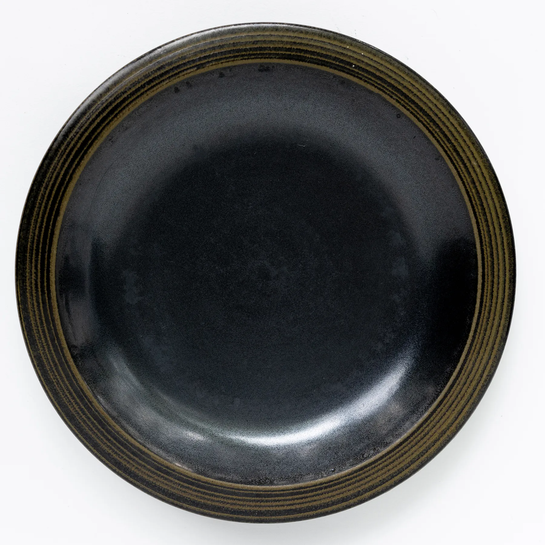 Black Stoneware Salad Plate with Gold Rings 