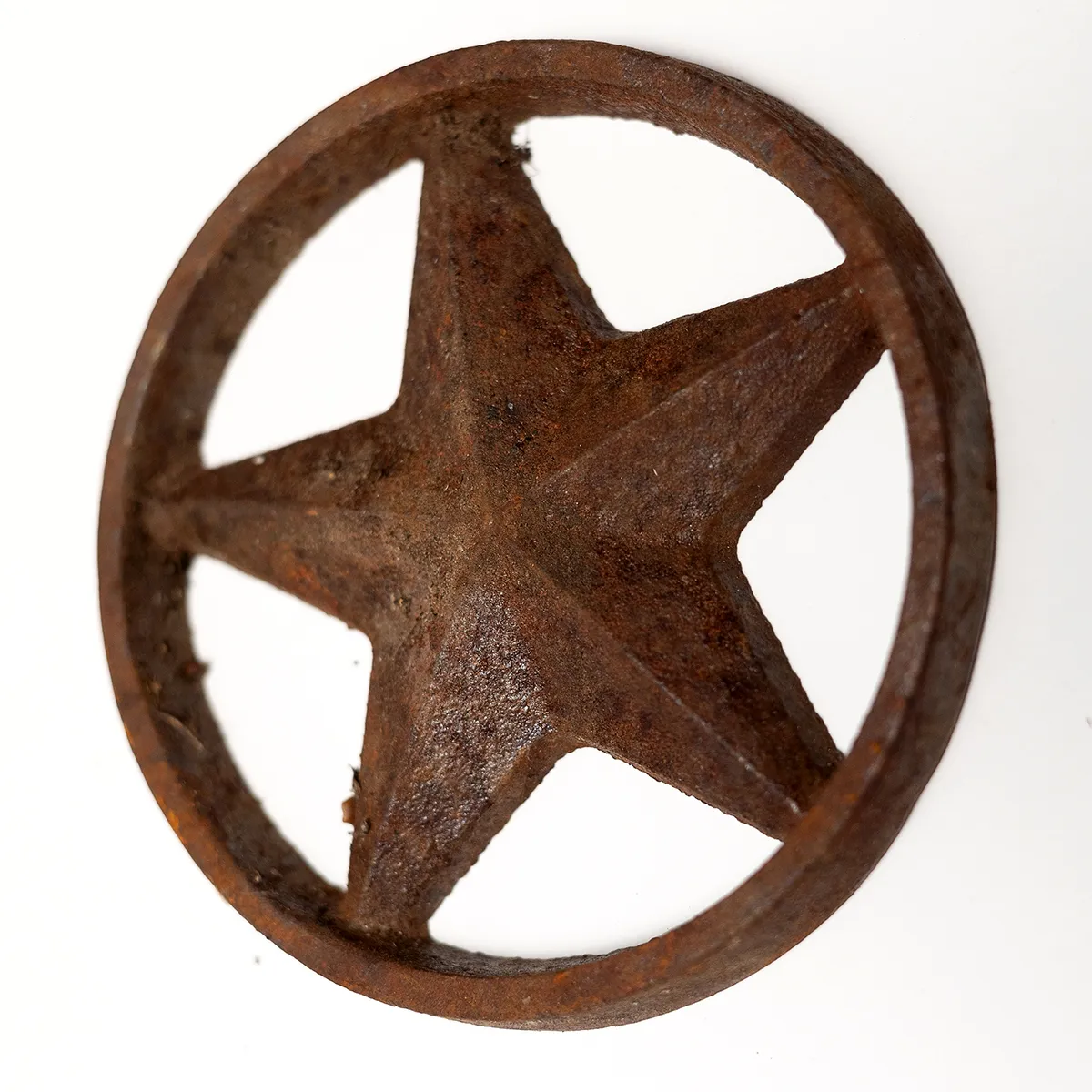 Steel Texas Stars. Rusty, Patina, Various Sizes.Metal Star with a Circle Around It