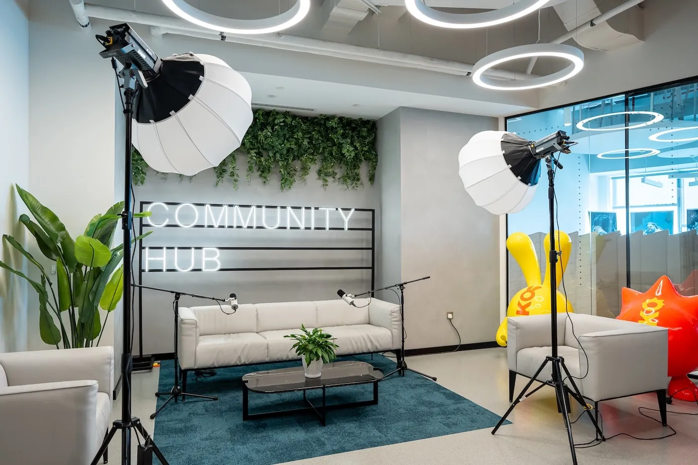 Pod24 Portable Podcast Studio