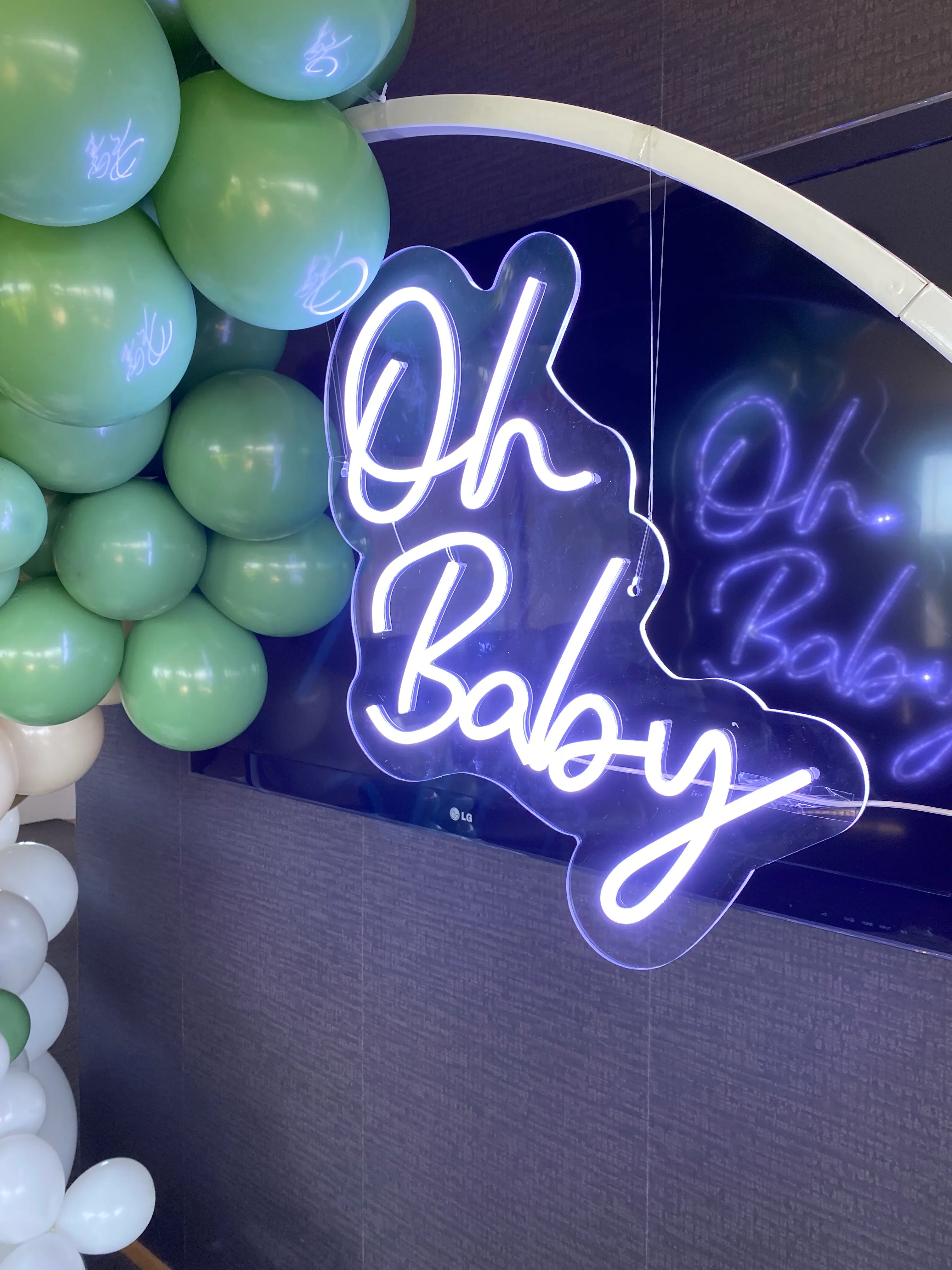Oh Baby' White Light Neon Sign