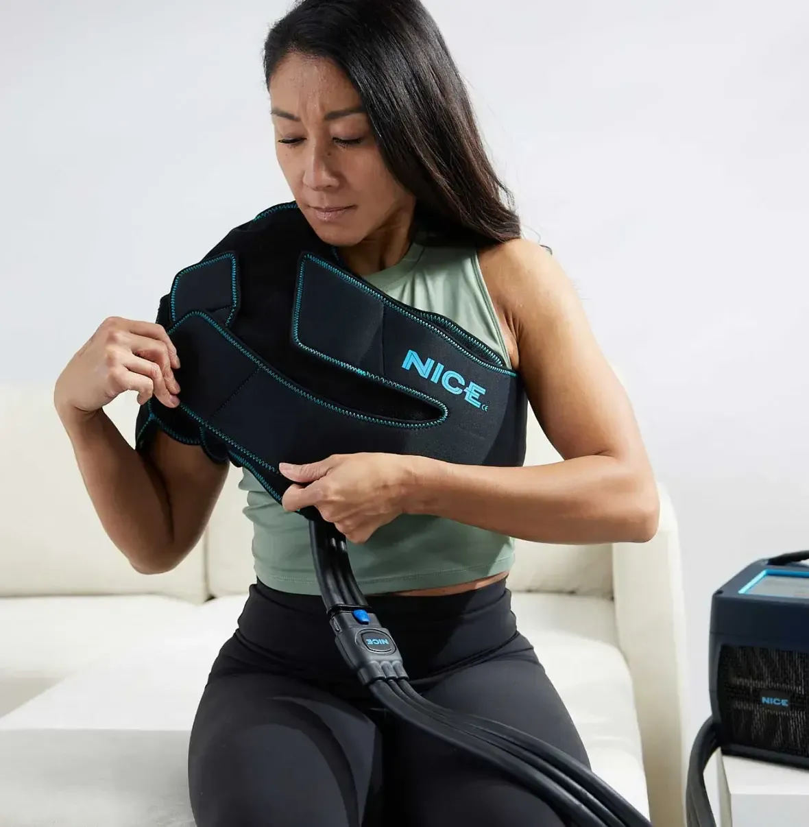 NICE1 COLD + COMPRESSION MACHINE - Shoulder Wrap