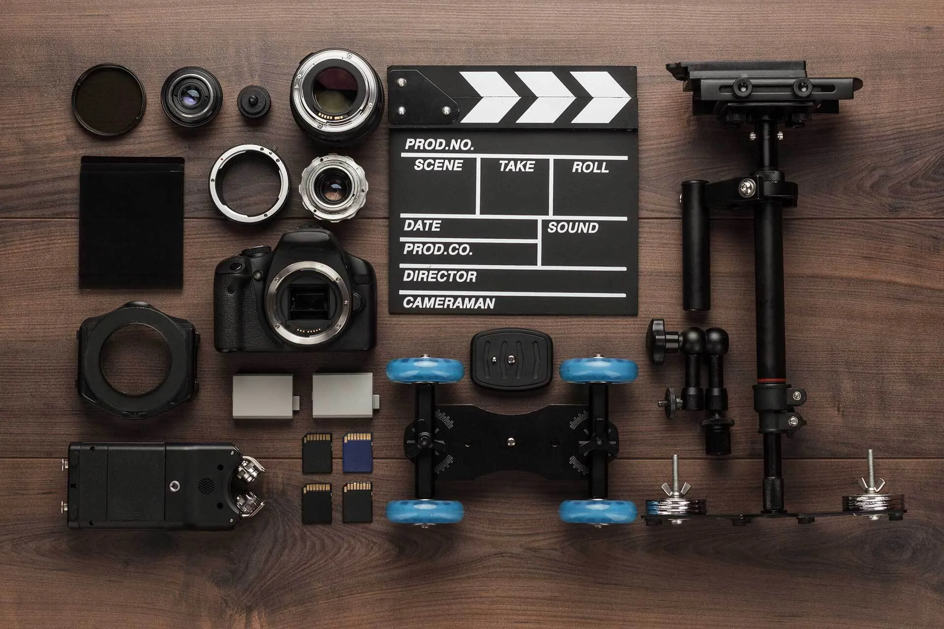 CAMERA ACCESSORIES