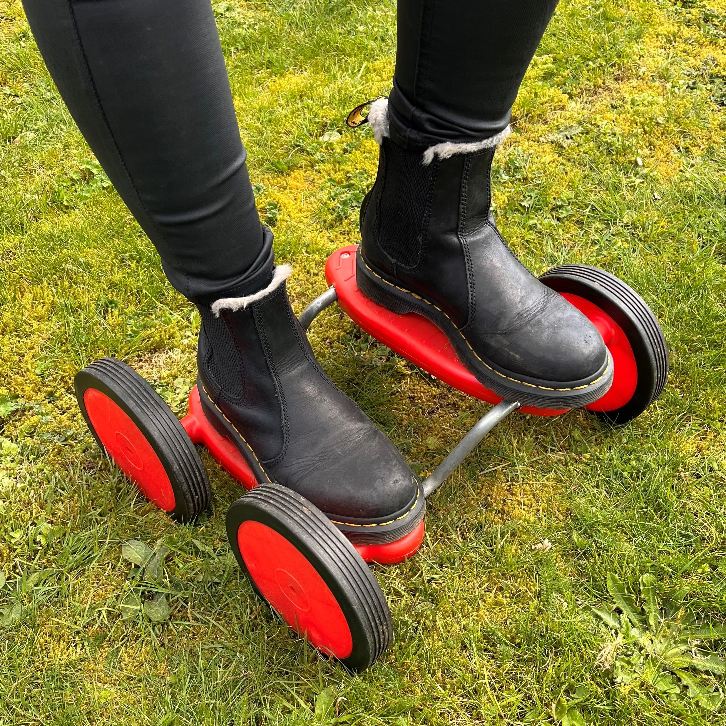 Pedal racer