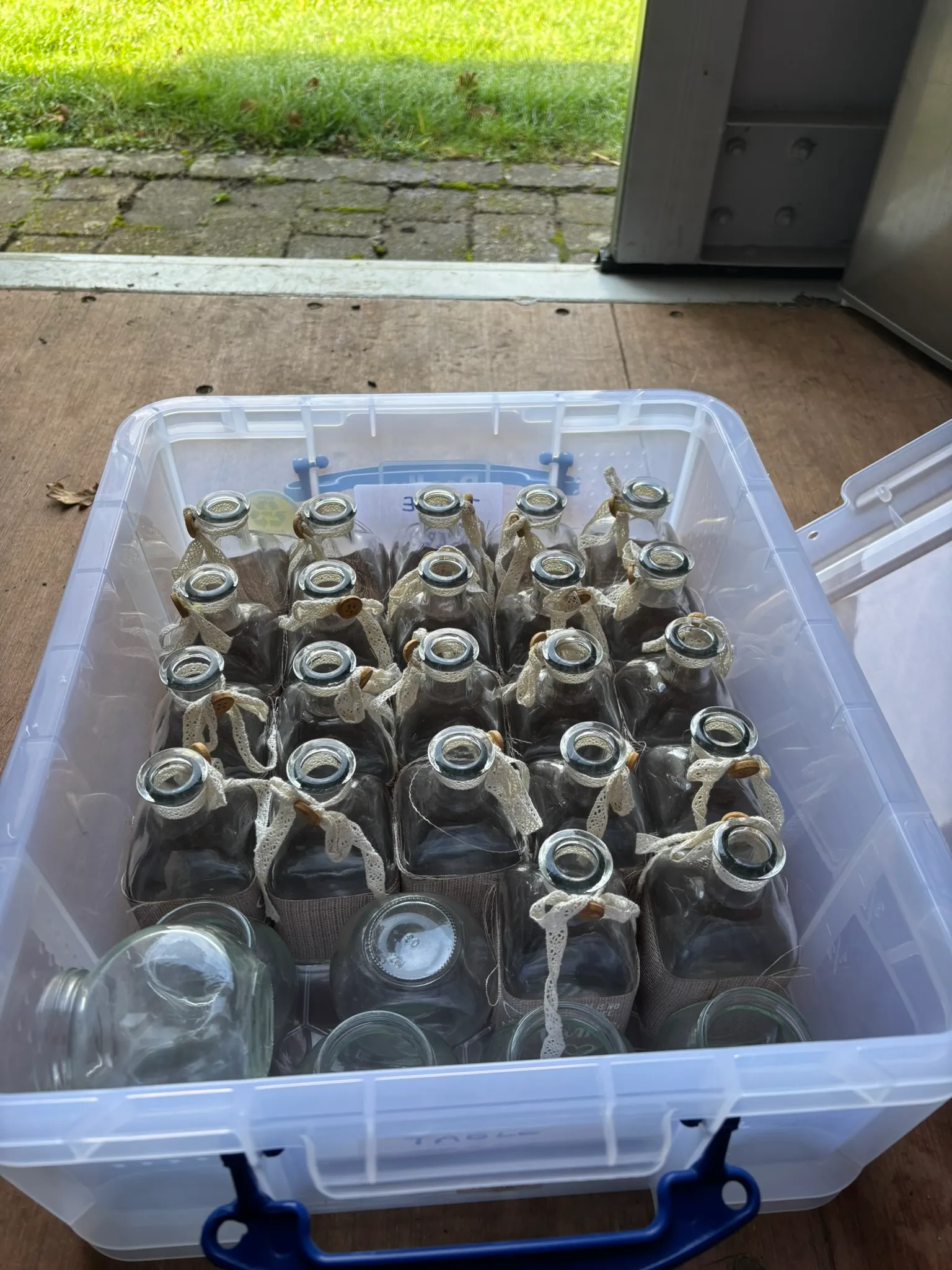 Table Vase (x22)