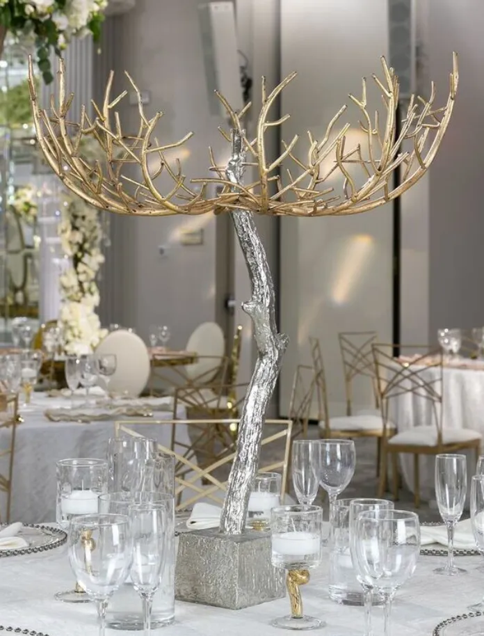 Medium Gold Branch Oval Centerpiece