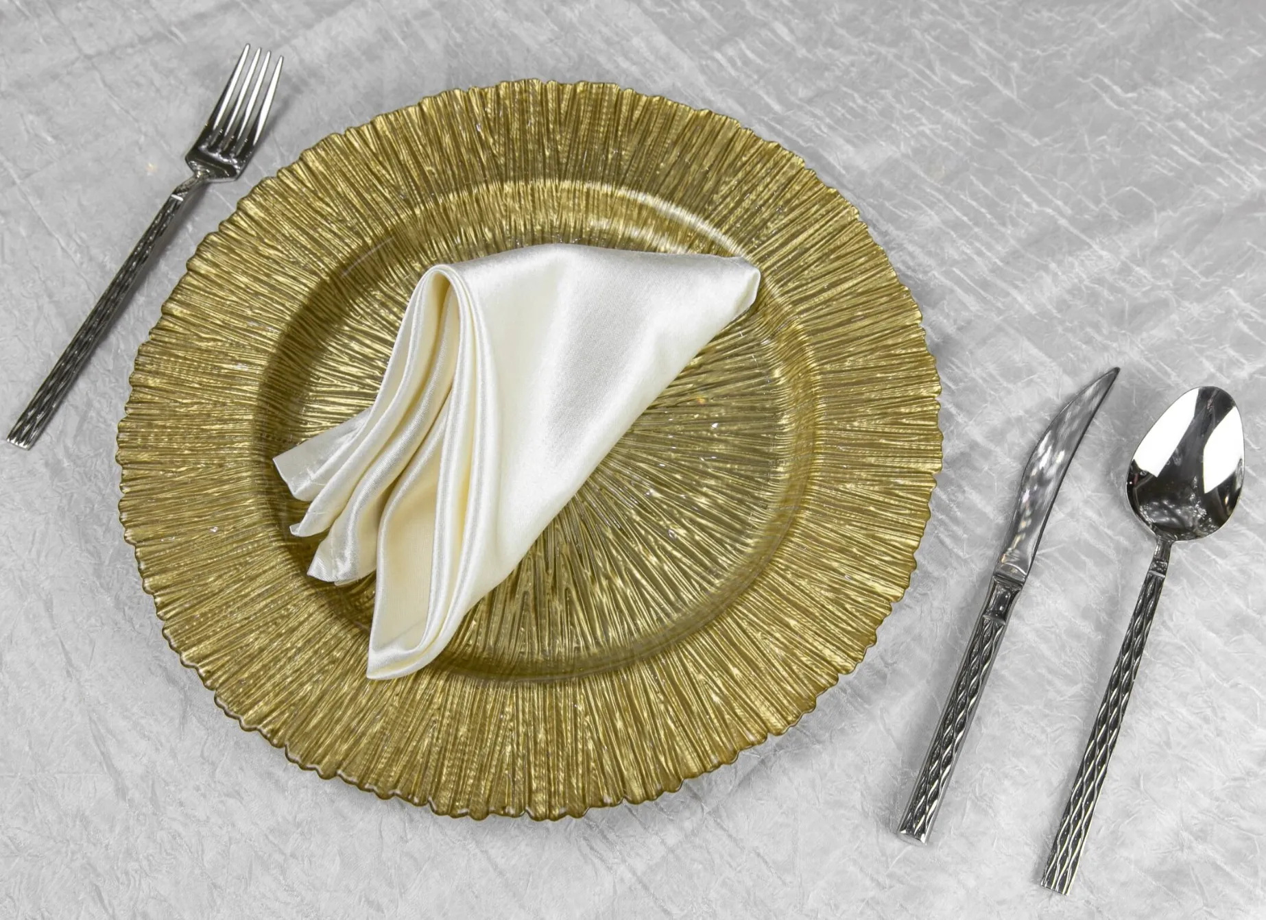 Gold Standard Charger Plate