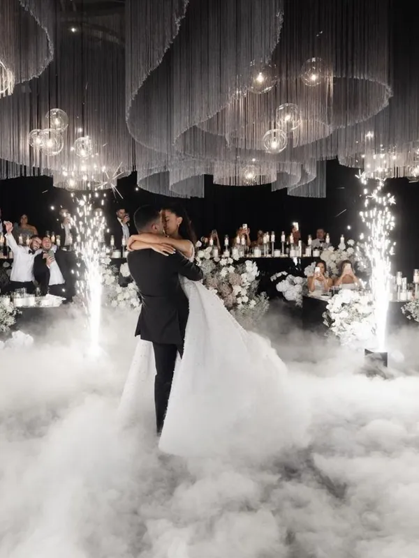 Dancing On The Cloud 