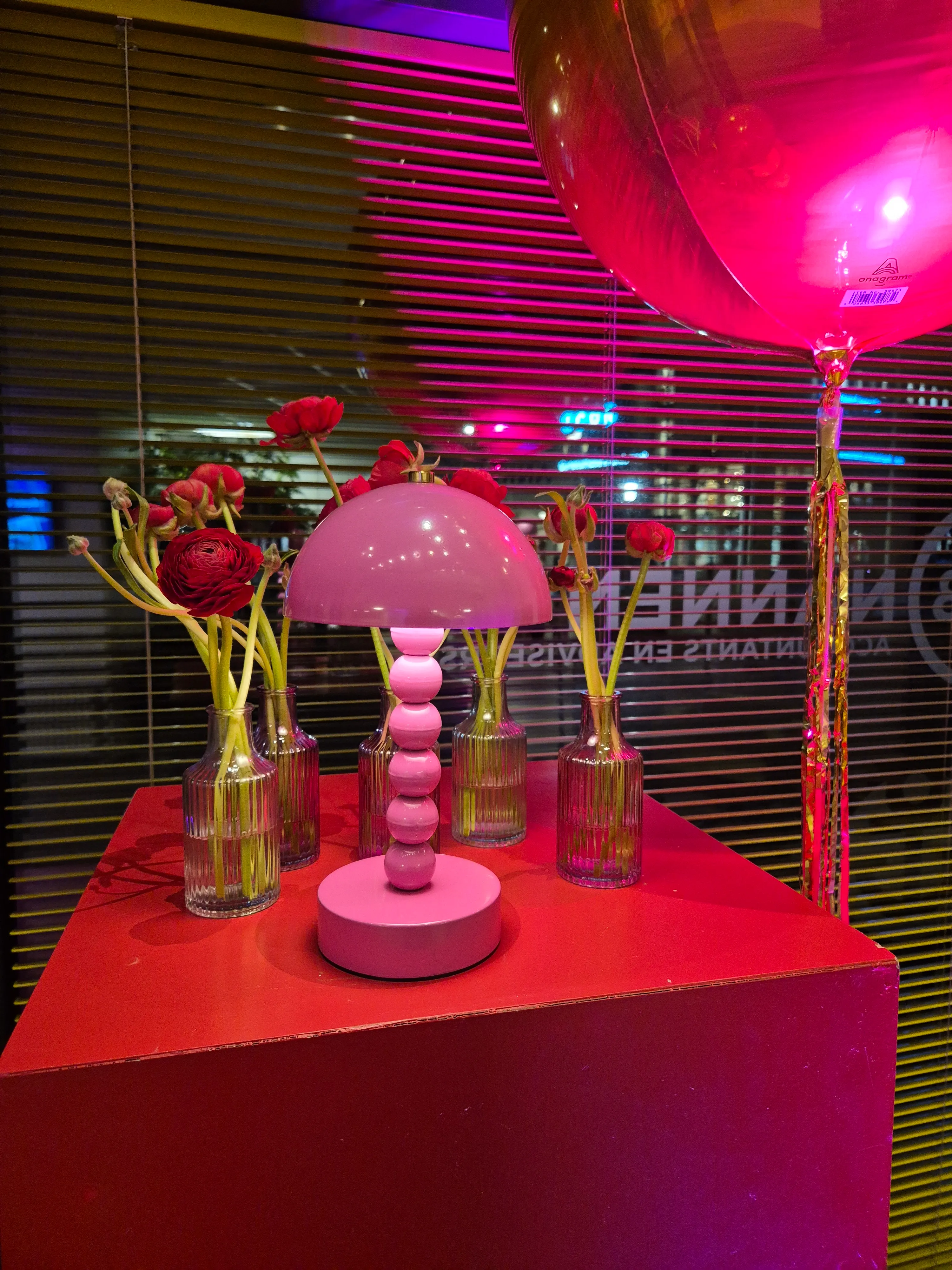 Roze tafellampje - BUBBLY