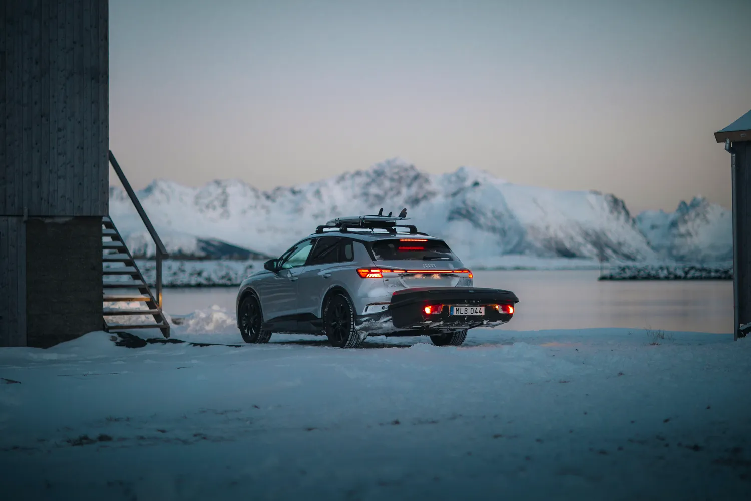 Coffres sur attelage Thule collection image