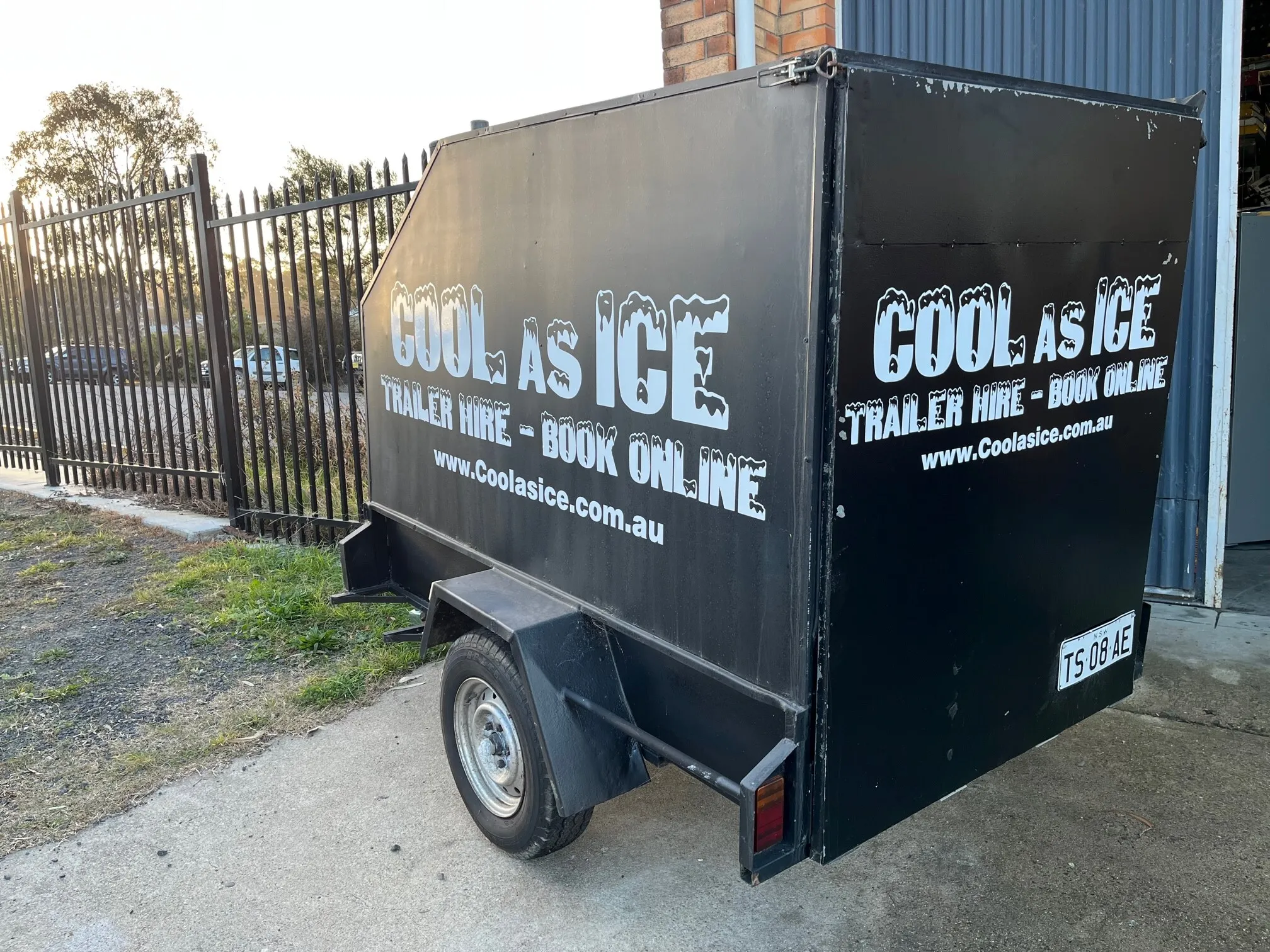 Trailer enclosed