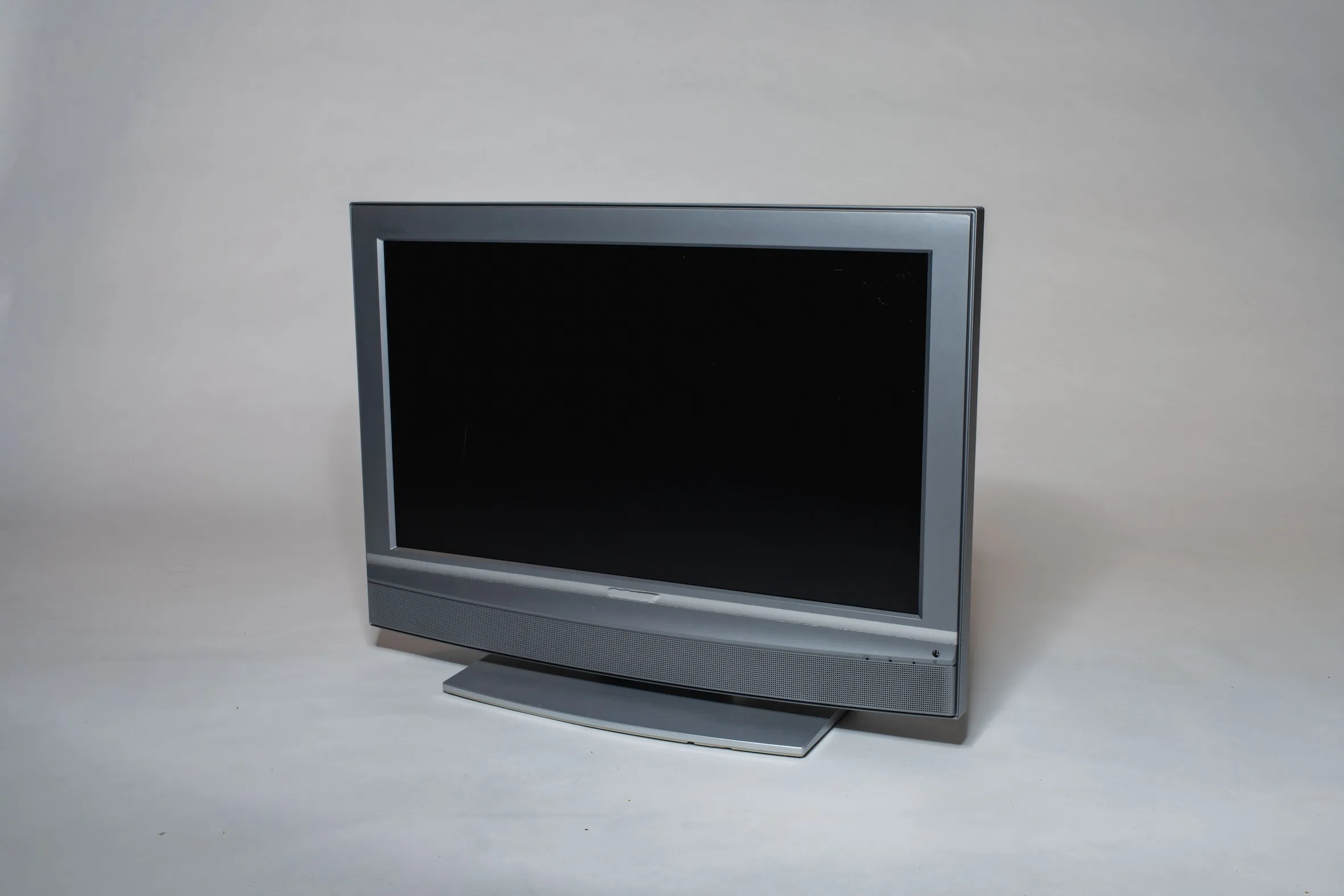 Sony TV - 2007 - Grey  