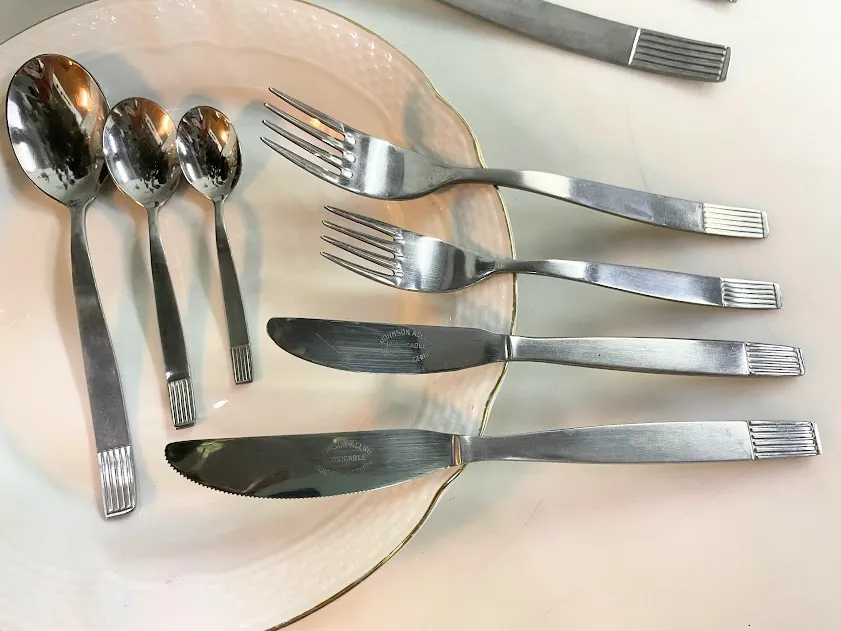 CUCHILLO PPAL ACERO JHONSON