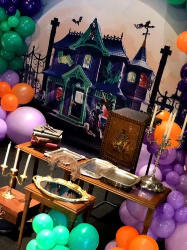 MESITA DE ROBLE Y CRISTAL  GRANDE  0.55 X 0.36 X 0.50 ALT