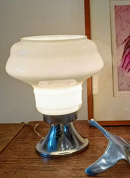 LAMPARA RETRO  "HONGO ALTO"  BASE PLATIL " LR 01"