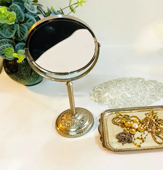 ESPEJO DE MESA PLATA - CON PIE   EMP 01 ( diam 16 , ALT 30 CM)