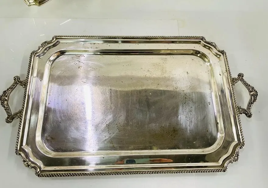 BANDEJA RECT. PLATA ANTIQUE CON ASAS  "BPR ACTIS " 50 X 30 CM 