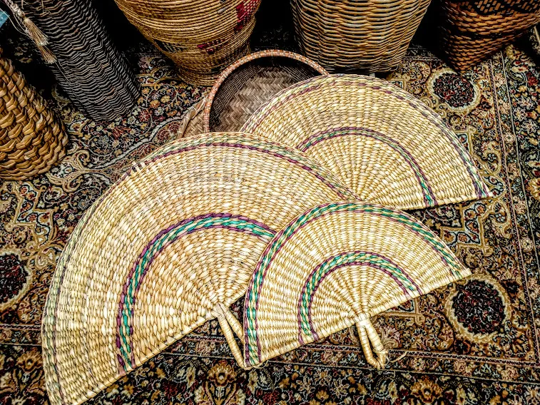  HOJAS  DE PALMA Y MIMBRE DECORATIVAS