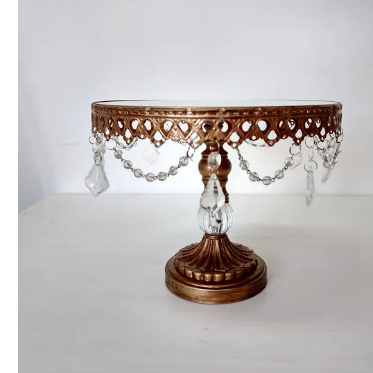 PIE DE TORTA  ORO CON CAIRELES  REDONDA  MEDIANA 20 X 26 CM (CO027)