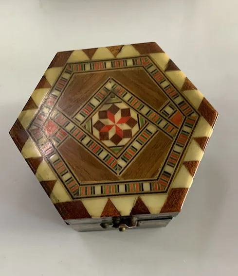 CAJITA HEXAGONAL MARQUETERIE "ESTRELLA"