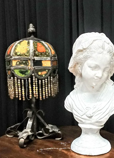 LAMPARA DE MESA ESTILO GOTICO - CON CUENTAS DE CRISTAL  LAMP09