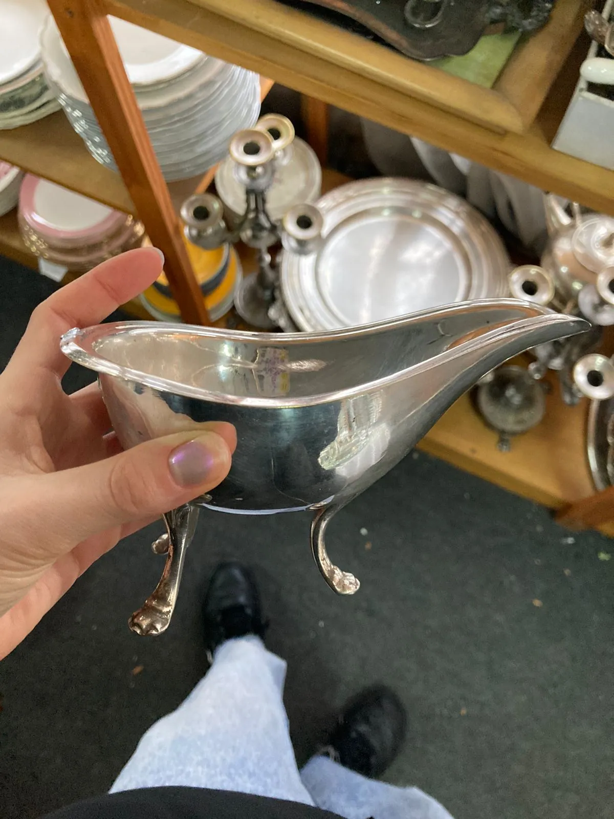 SALSERA DE PLATA CON PATAS