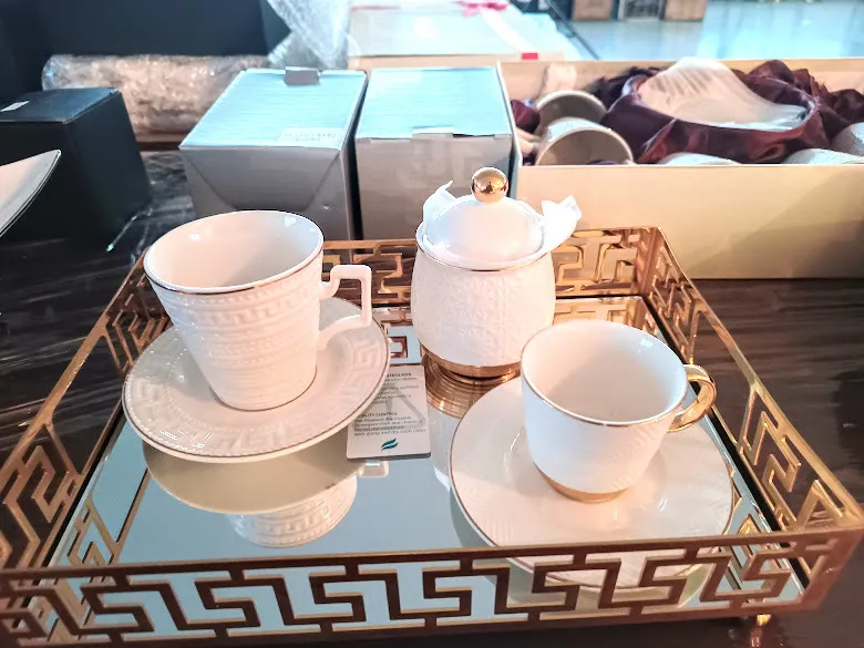 BANDEJA ESPEJADA  RECT. ART DECO  " LV"  30 X 20 CM