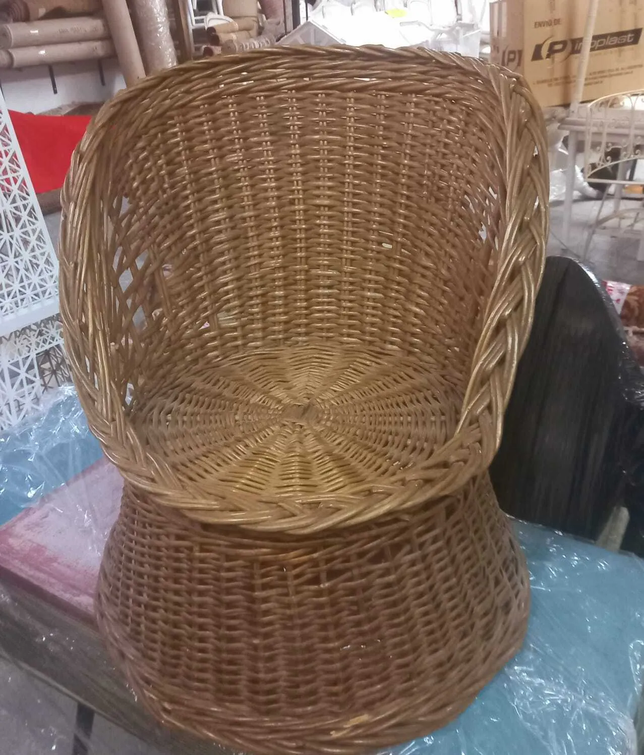  POLTRONA DE MIMBRE PETTIT 