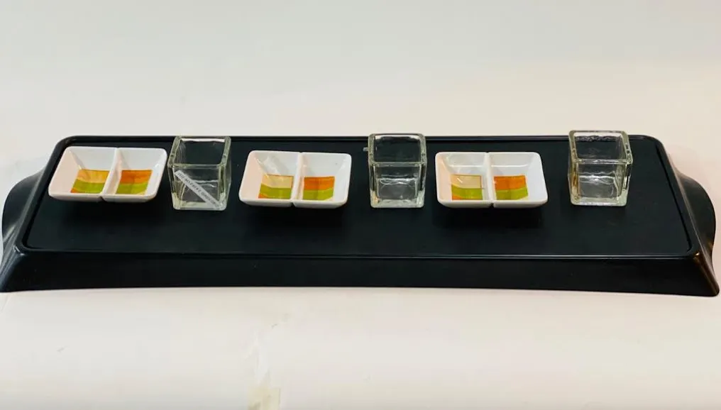 BANDEJA  NEGRA ANTIDESLISANTE  60 X 20 CM 