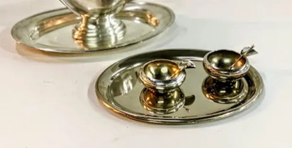 BANDEJA DE PLATA OVAL CHICA  BORDE  LISO "BPO 07"  (22 X 14)