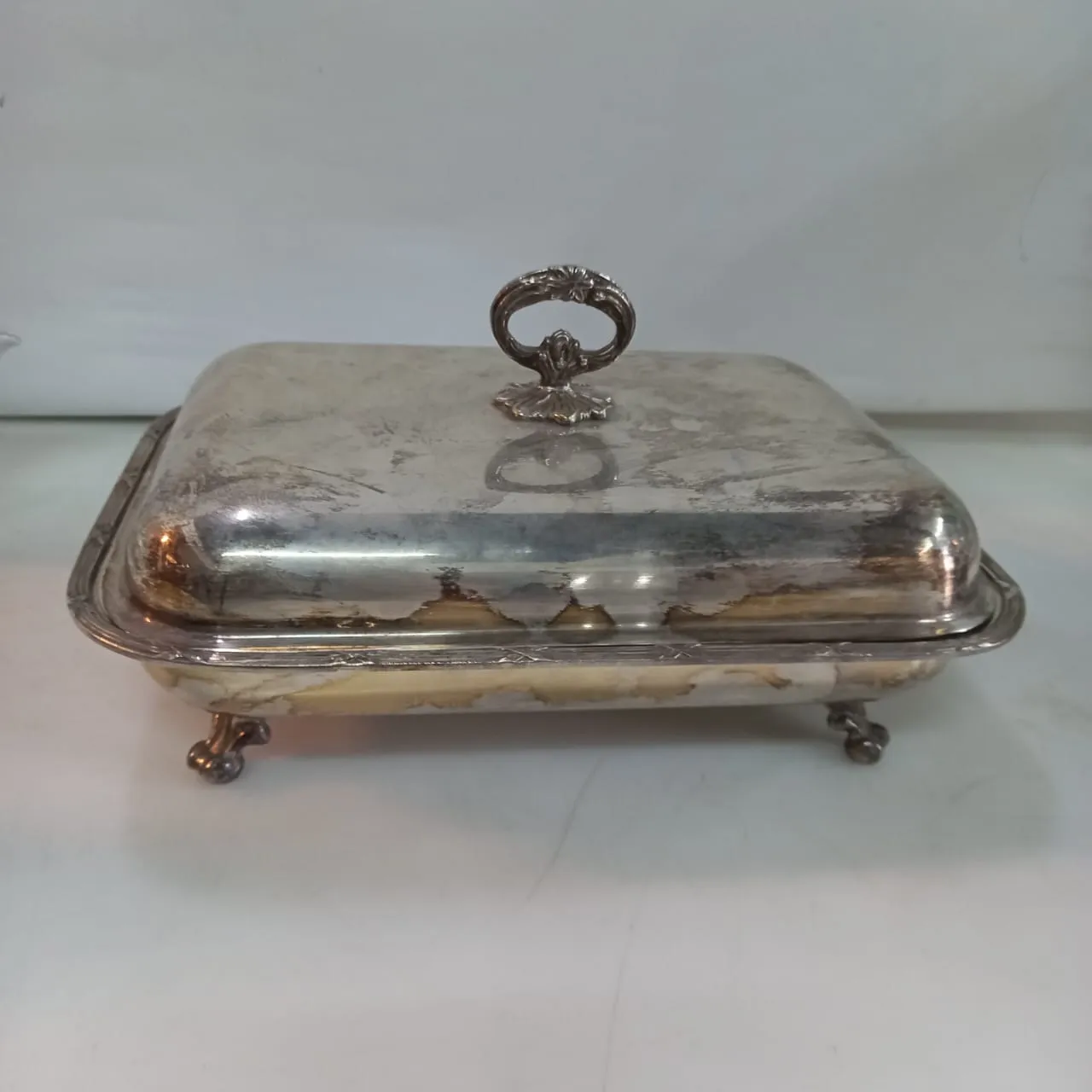 GUISERA PLATA RECTANGULAR CON TAPA GPR 02 (28 X 22