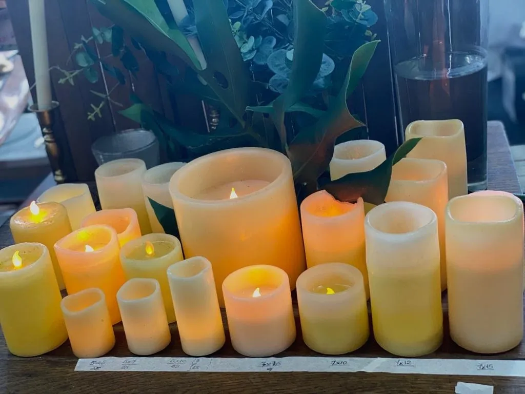 VELAS LED  7 X 7,5 CM  y  VAINILLA 