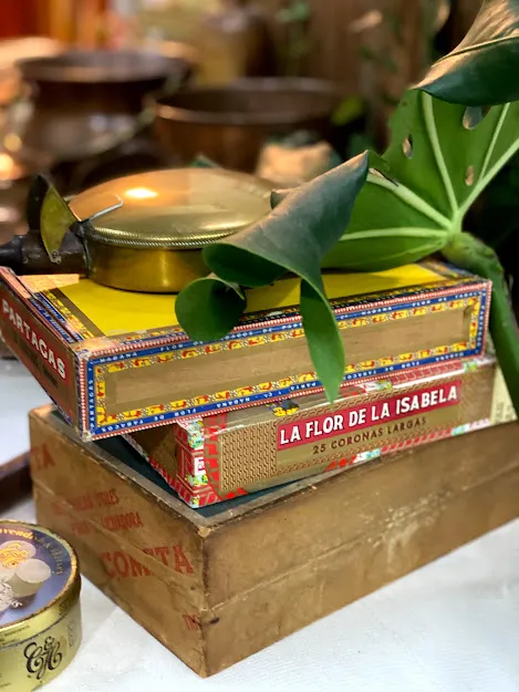 CAJA DE HABANOS VARIAS