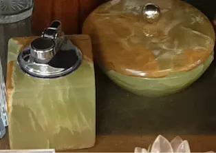 ENCENDEDOR DE MESA ONIX VERDE "EMO" 6  x6 x6 cm