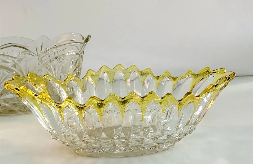 JARDINERA CRISTAL BORDE AMARILLO 32 X 16