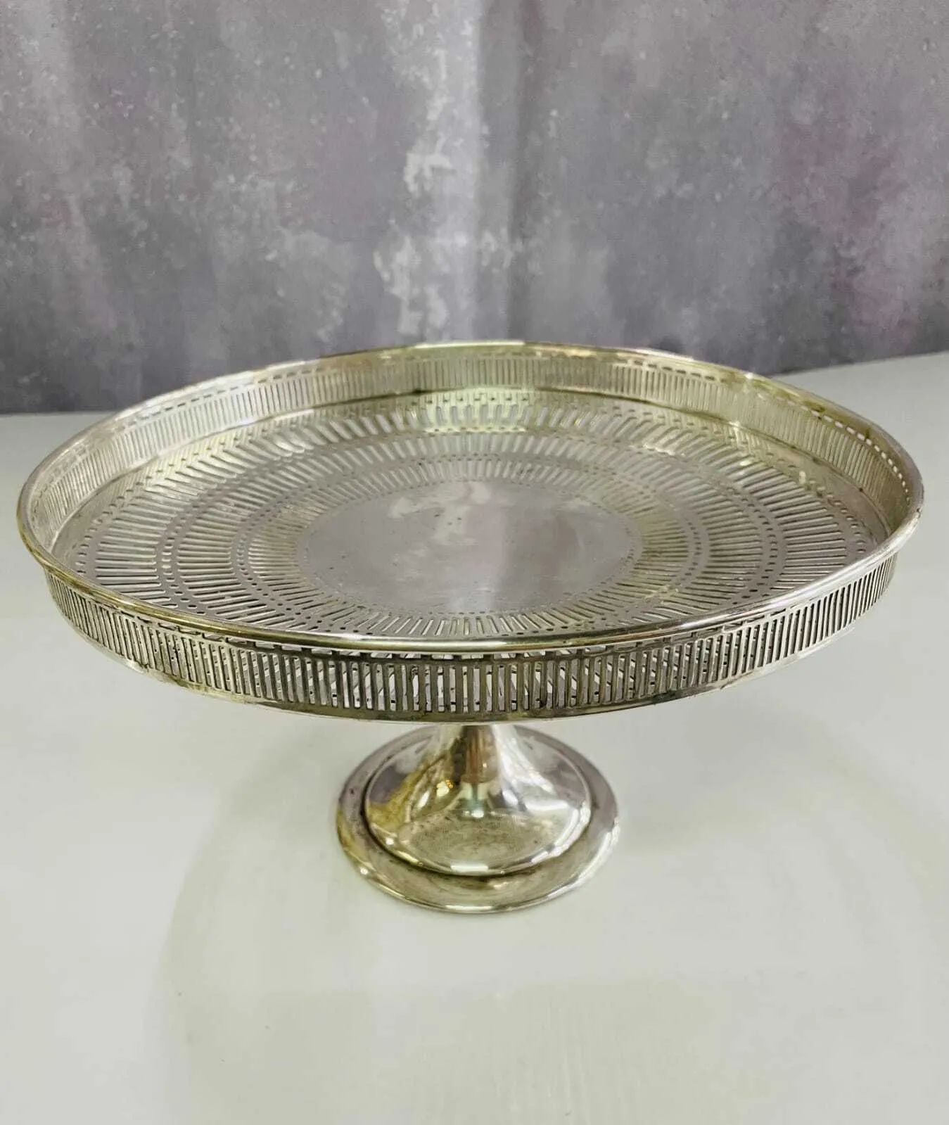 CENTRO DE PLATA ANTIQUE CON PIE "CPAN2" 26 X14 CM ALT.